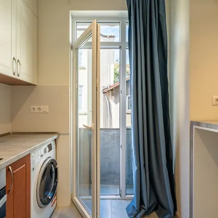 Stylish & Funcional 1 Bdrm In Sofia's Heart * София
