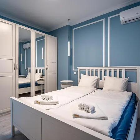 Stylish & Funcional 1 Bdrm In Sofia's Heart דירה *