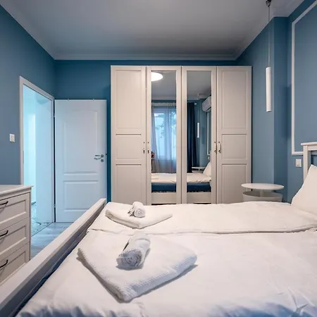 Stylish & Funcional 1 Bdrm In Sofia's Heart