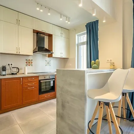 Stylish & Funcional 1 Bdrm In Sofia's Heart * София