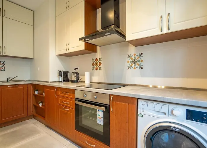 Stylish & Funcional 1 Bdrm In Sofia's Heart *