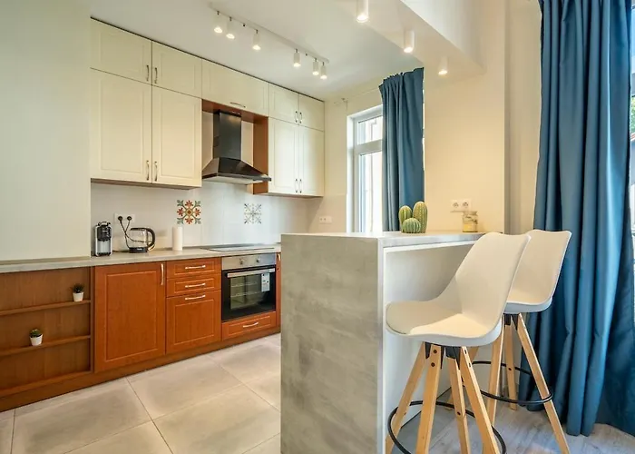 Stylish & Funcional 1 Bdrm In Sofia's Heart * Sofia