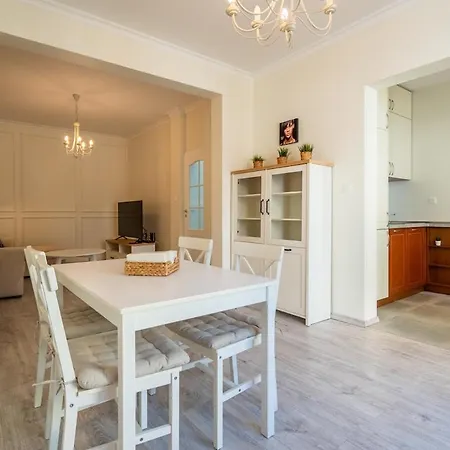 Stylish & Funcional 1 Bdrm In Sofia's Heart شقة *