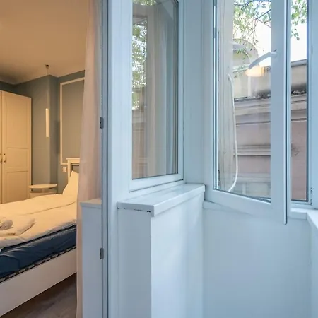 Stylish & Funcional 1 Bdrm In Sofia's Heart