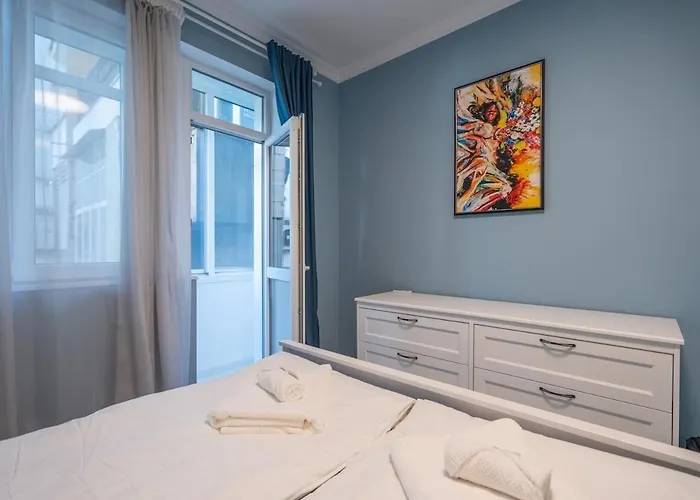 Stylish & Funcional 1 Bdrm In Sofia's Heart *