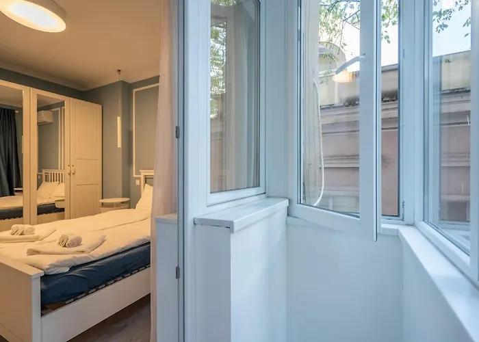 Stylish & Funcional 1 Bdrm In Sofia's Heart